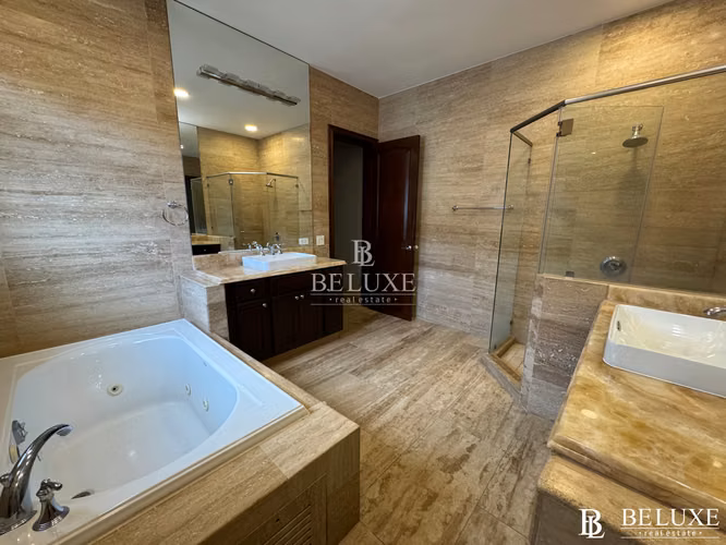 VENTA CASA EN FAIRWAY ESTATE, SANTA MARÍA (9)
