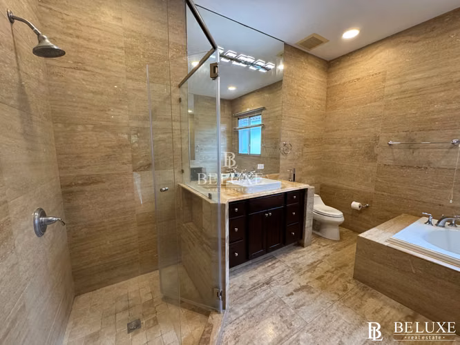 VENTA CASA EN FAIRWAY ESTATE, SANTA MARÍA (9)