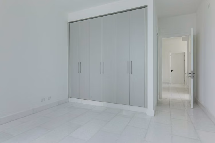 Apartamento Espacioso con Vistas Panorámicas al Océano en Pacific Point 400