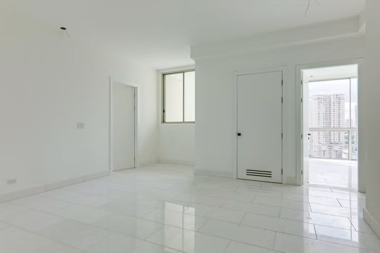 Apartamento Espacioso con Vistas Panorámicas al Océano en Pacific Point 400