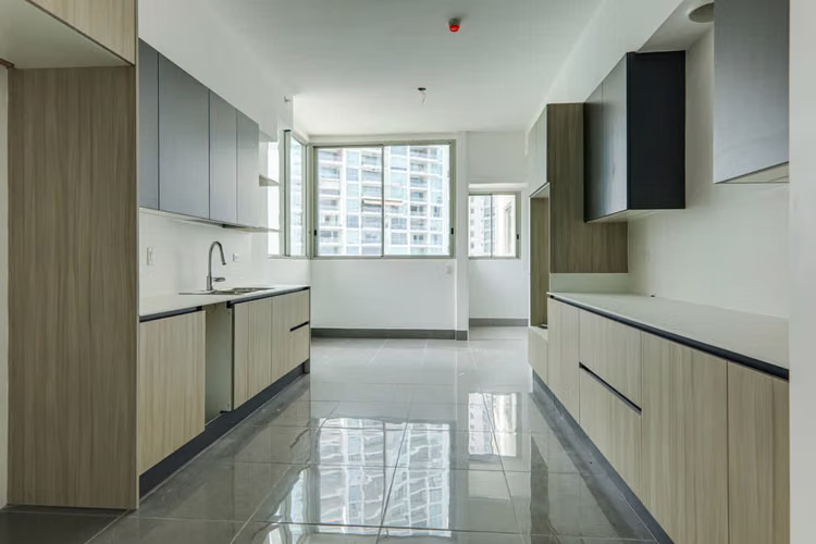 Apartamento Espacioso con Vistas Panorámicas al Océano en Pacific Point 400