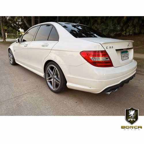 Mercedes Benz C63 2013