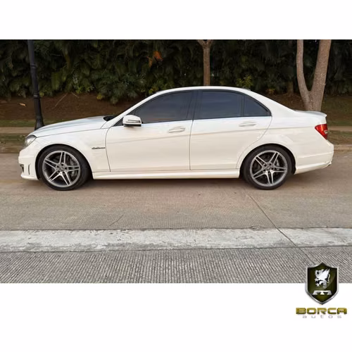 Mercedes Benz C63 2013