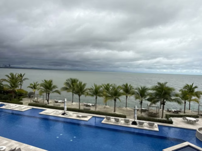 Alquiler de Apartamento Amoblado  en Punta Pacifica, Ocean Reef