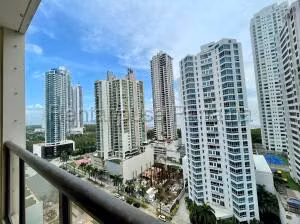 Venta de Apartamento con 202m2 en Costa del Este PH Parque  Del Mar II 26-1688SR