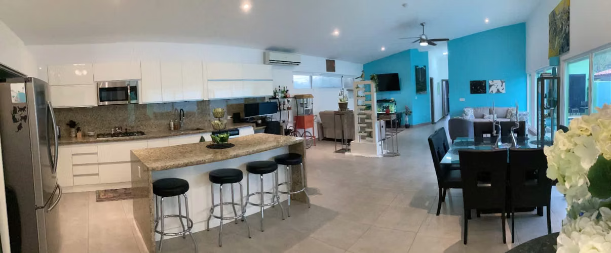 Melissa Foster Luxury vende casa en Club Ecuestre, Coronado - Imagen 5