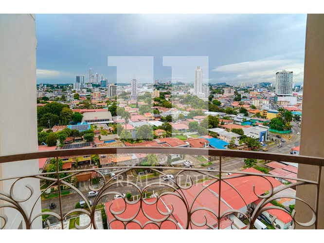 Penthouse en PH Brisas del Carmen - Imagen 16