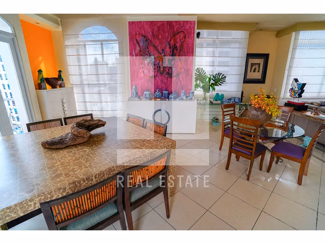 Penthouse en PH Brisas del Carmen - Imagen 7