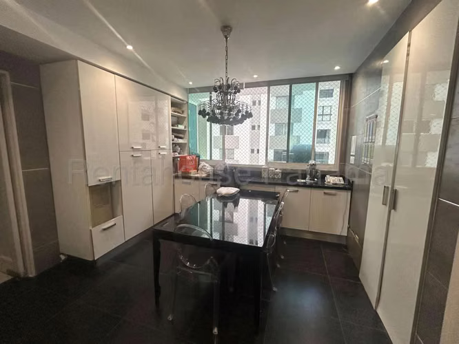 Venta de elegante Apartamento en Paitilla Ph Peninsula Mts2: 334 PD