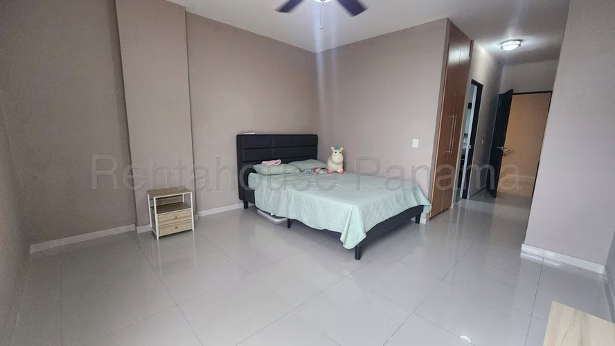 Venta de Casa en Costa Sur Costa Esmeralda Mts2: 445 PD