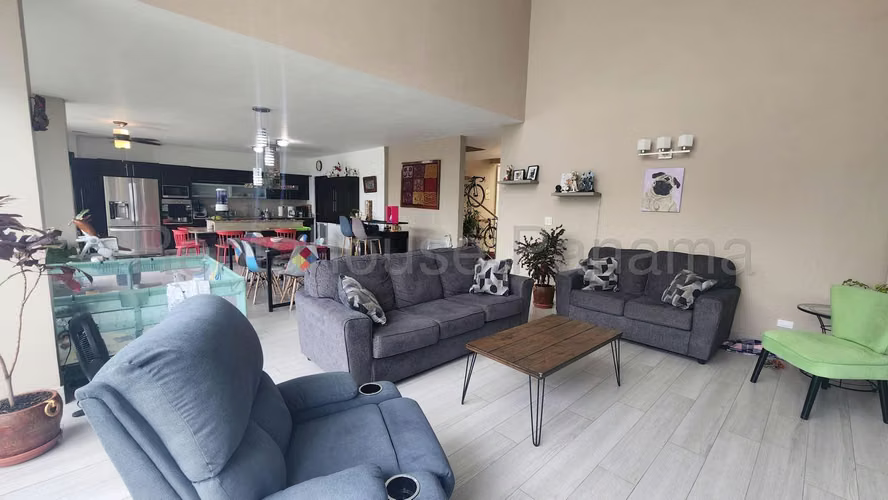 Venta de Casa en Costa Sur Costa Esmeralda Mts2: 445 PD