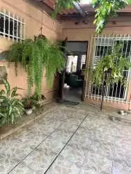 Venta de casa Unifamiliar en CONDADO DEL REY $325,000