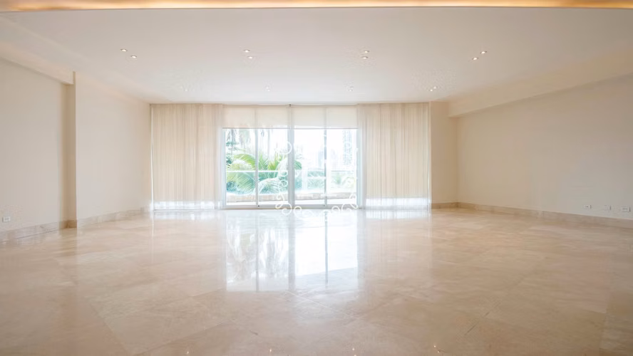 Exclusiva Residencia Frente al Mar en Miradores – Punta Paitilla