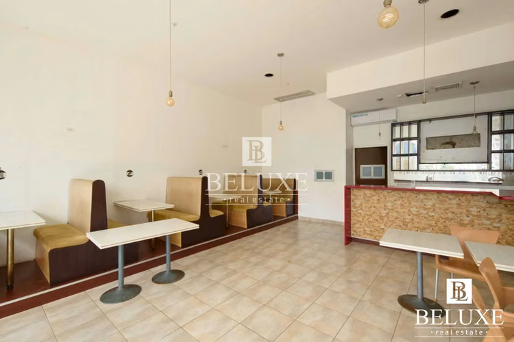 ALQUILER DE LOCAL COMERCIAL EN BALBOA BOUTIQUE, AV BALBOA (12)
