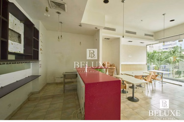 ALQUILER DE LOCAL COMERCIAL EN BALBOA BOUTIQUE, AV BALBOA (12)