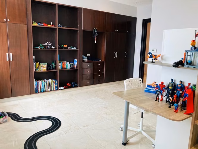 Venta Apartamento en Vitri, Penthouse, de 4 rec. Frente Al Mar, Lujoso,