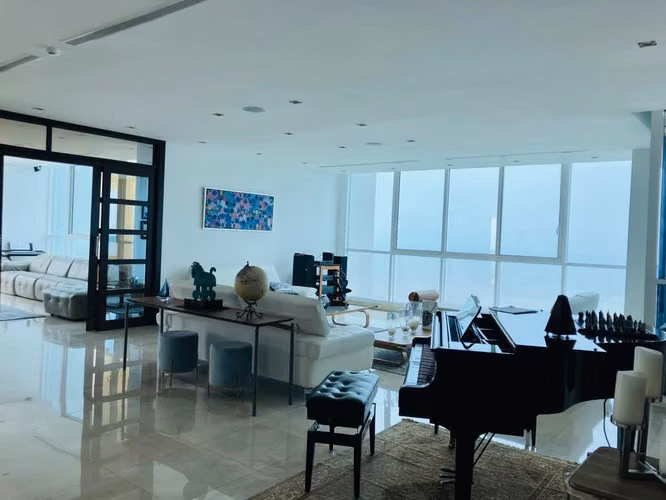 Venta Apartamento en Vitri, Penthouse, de 4 rec. Frente Al Mar, Lujoso,