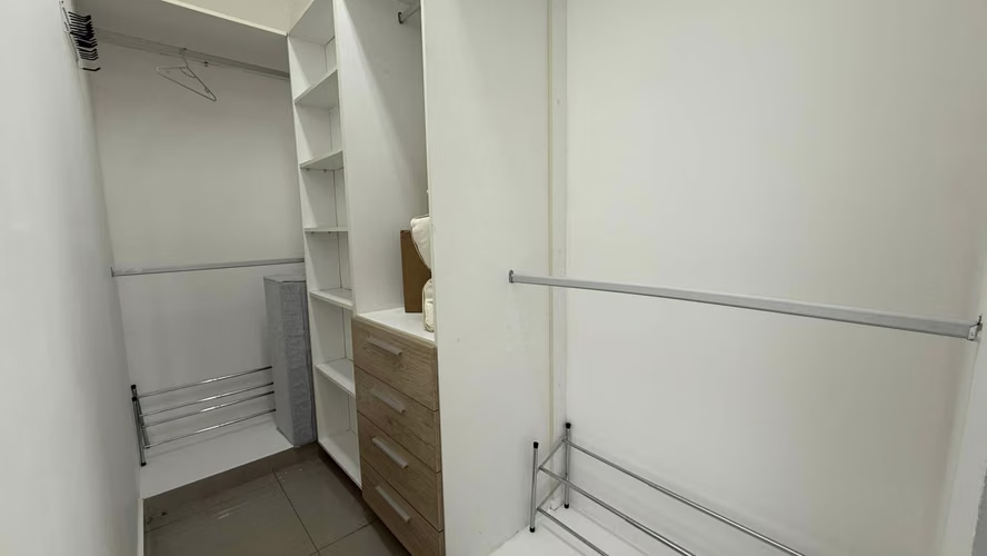 Se alquila Apt de 3 recámaras, 3 baños, cuarto y baño de servicio, balcón - Imagen 16