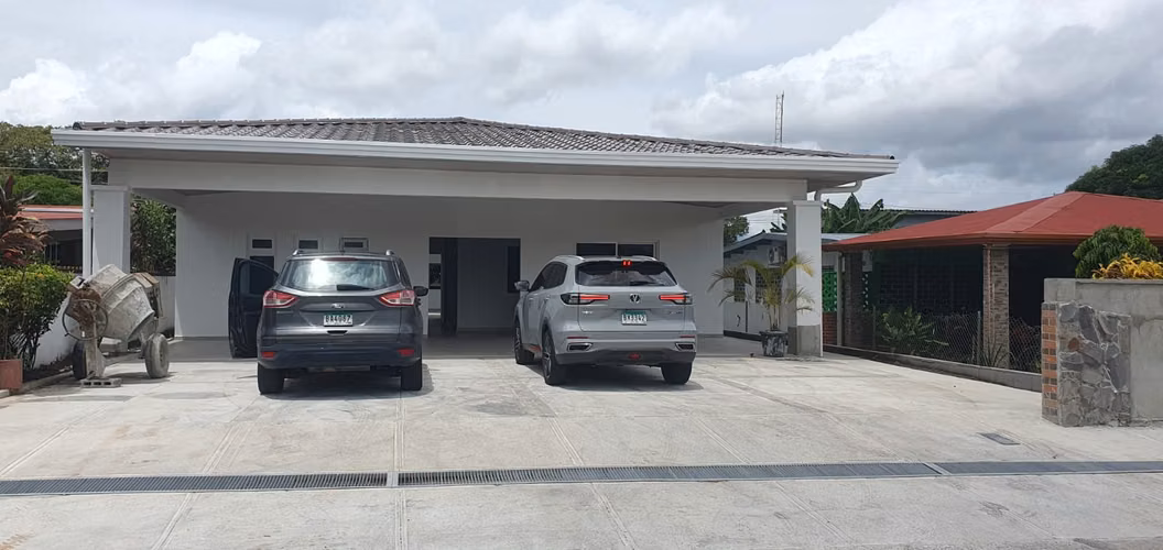 Alquiler de Local Comercial en Doleguita David