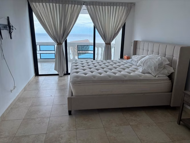 SE VENDE APARTAMENTO EN CORONADO COUNTRY CLUB