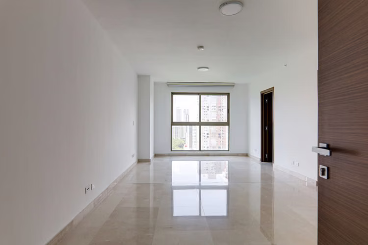 Apartamento de tres dormitorios en venta en Park Lane