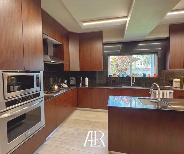 Vendo Casa en Royal Pacific, Costa del Este