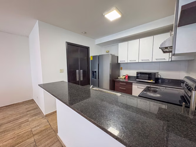 Increíble apartamento en alquiler en Bayfront