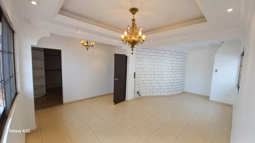 CASA VENTA $ 398,000.00 DOS MARES 700m2