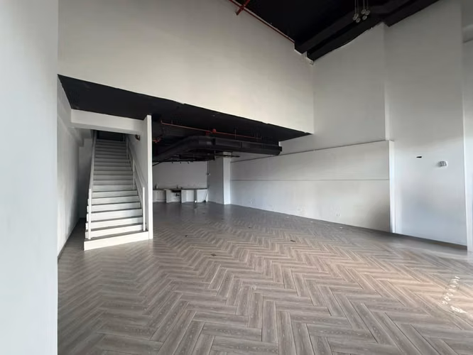 Venta de Local Comercial en San Francisco The Tower Business 225m2