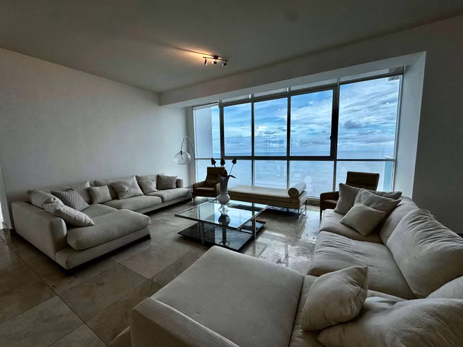 Venta de apartamento en Costa del Este