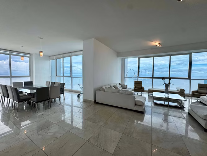Venta de apartamento en Costa del Este