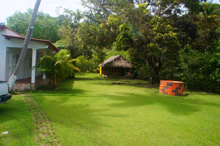 FINCA EN VENTA EN LA GUAIRA-PORTOBELO