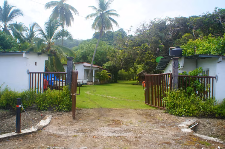 FINCA EN VENTA EN LA GUAIRA-PORTOBELO