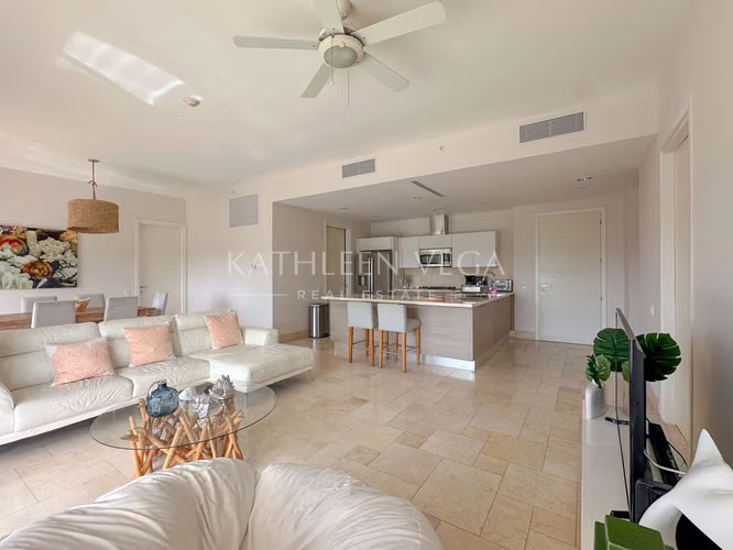 Apartamento a pasos de la playa y con vistas al mar en Puntarena Buenventura