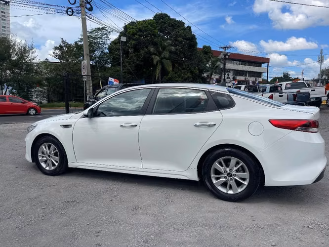 KIA ÓPTIMA 2018 AUTOMATICO