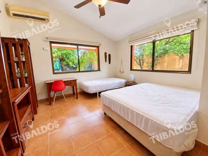 Venta de Casa de 5 Recámaras con Piscina Privada y Jardín en Coronado - Imagen 10
