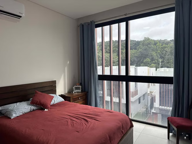 BAJON DE PRECIO Venta de Casa en Riverwalk Green City Paneles Solares 300m
