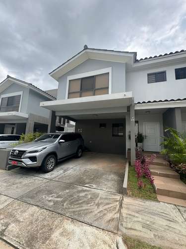 CASA EN VENTA EN BRISAS NORTE | PH AVENTURA | 4 RECÁMARAS | TERRAZA | ÁREA SOCIAL COMPLETA