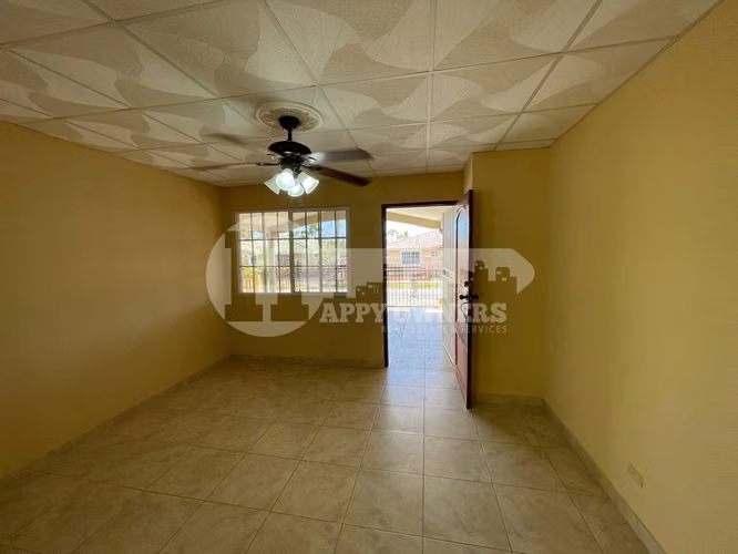 Venta de casa en Mirador del Bosque, Las Tablas.