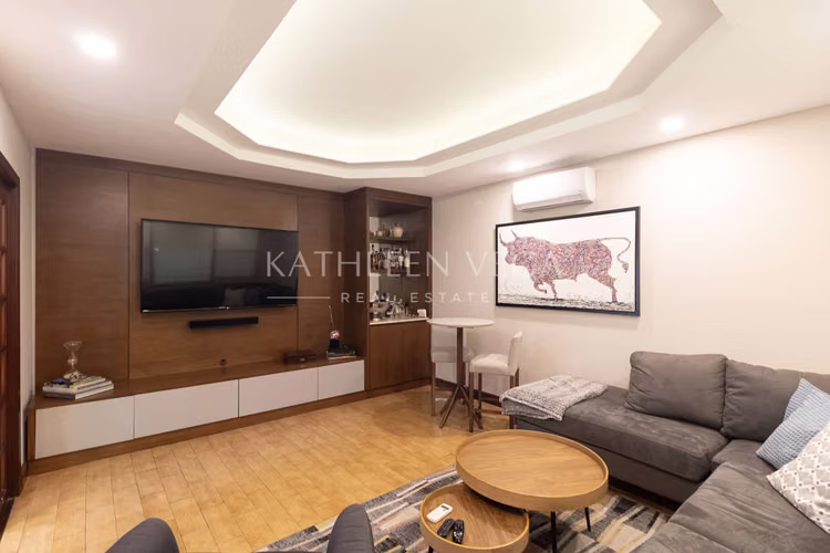 Casa en San Francisco | Casa Unifamiliar 2 Niveles en Venta en Villa Lilla