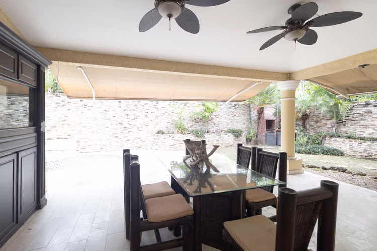 Casa Unifamiliar en Venta en Costa Dorada, Costa del Este
