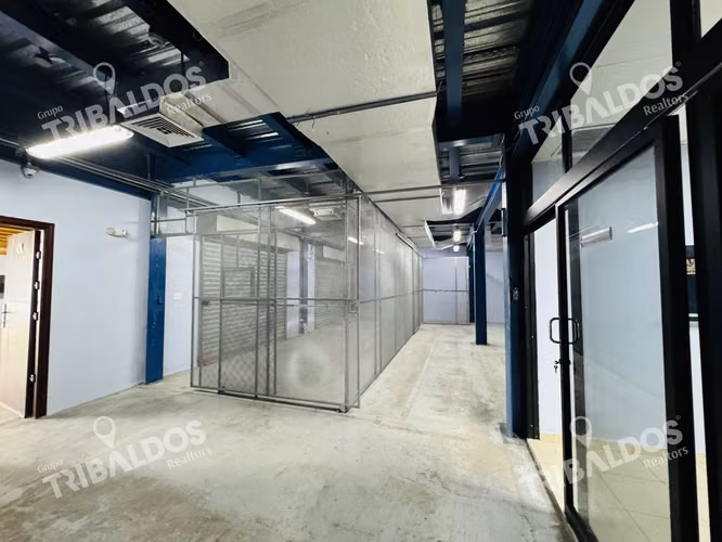 Venta de Ofibodega en Costa del Este