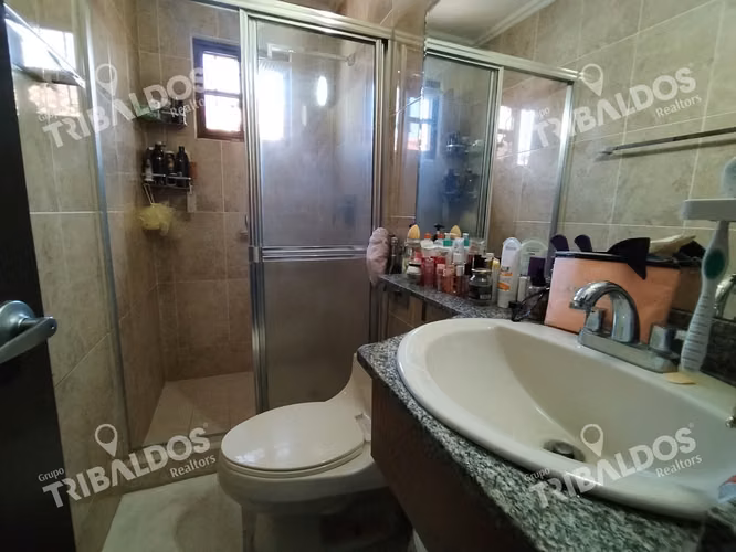 Venta de Casa - Mirador del Lago  - Las Cumbres