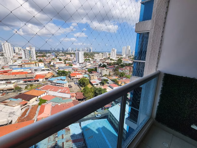 Alquiler de apartamento en Carrasquilla, 2 recamaras 2 baños amueblado
