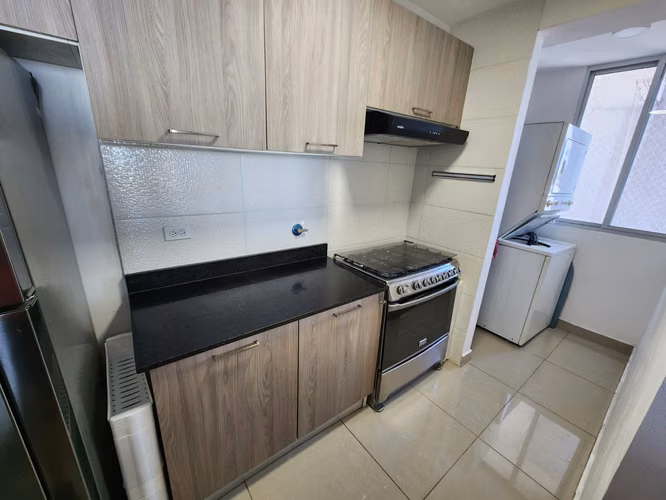 Alquiler de apartamento en Carrasquilla, 2 recamaras 2 baños amueblado