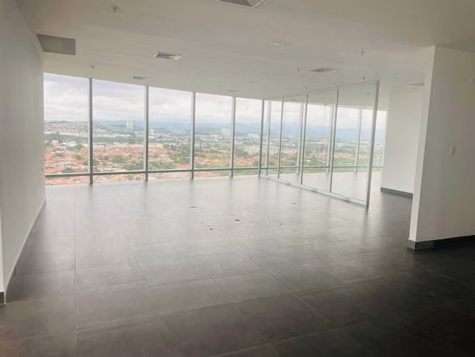 ALQUILO OFICINA EN PH ASEGURADORA ANCON COSTA DEL ESTE
