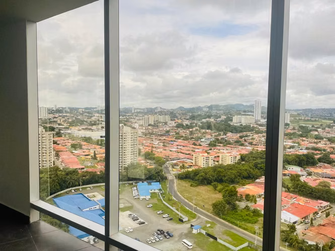 ALQUILO OFICINA EN PH ASEGURADORA ANCON COSTA DEL ESTE