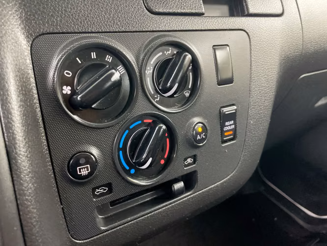 NISSAN URVAN - 2024 - HUX - Automarket - Imagen 9