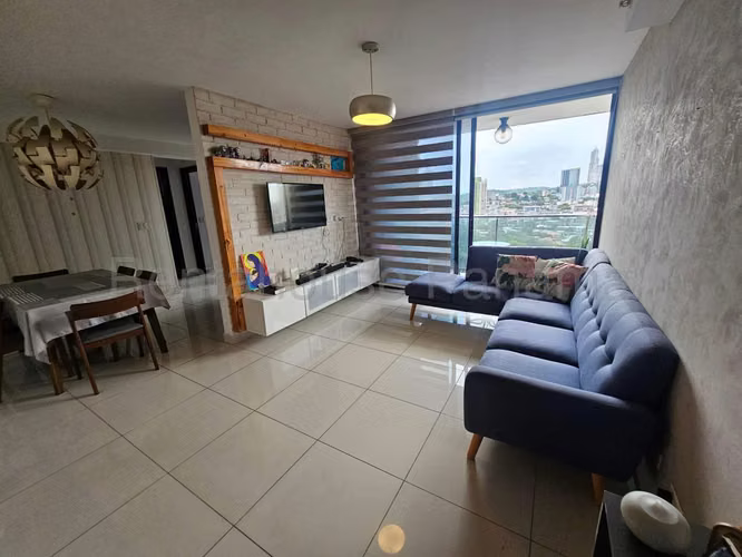 Venta de Apartamento en el Carmen Ph Carreras Mts2: 92.02 PD
