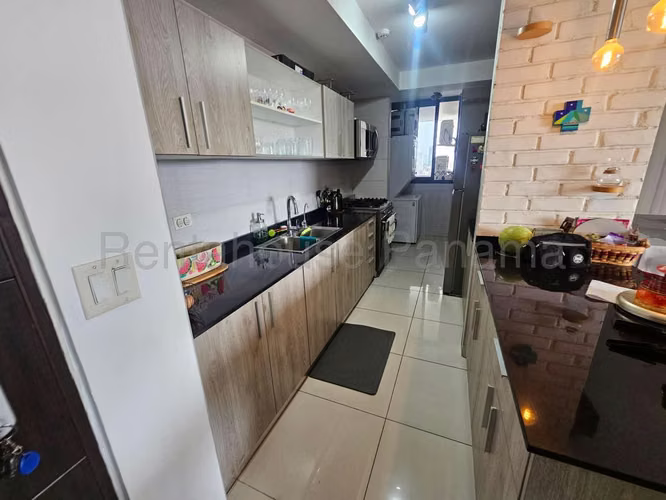 Venta de Apartamento en el Carmen Ph Carreras Mts2: 92.02 PD